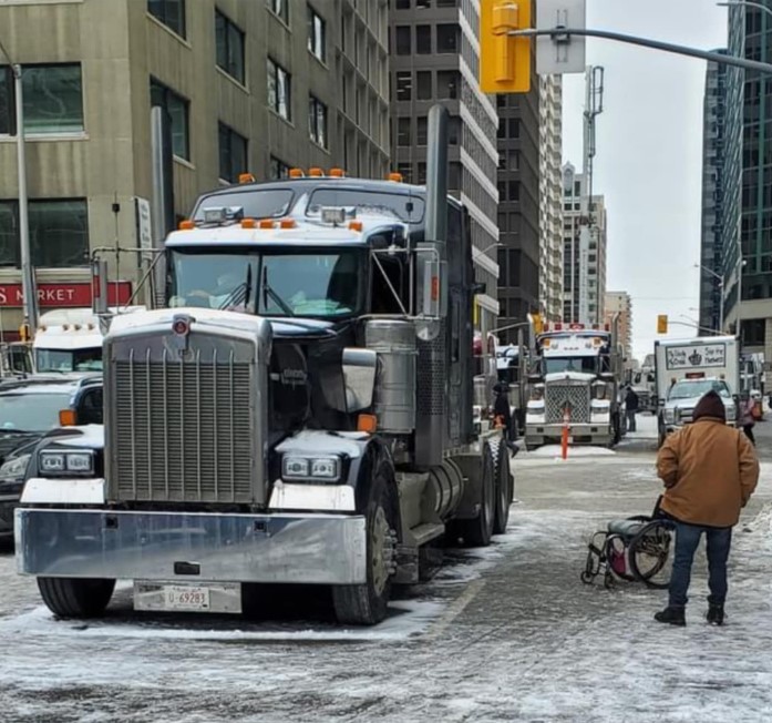 Bloqueio da GoFundMe cria onda de solidariedade sem precedentes