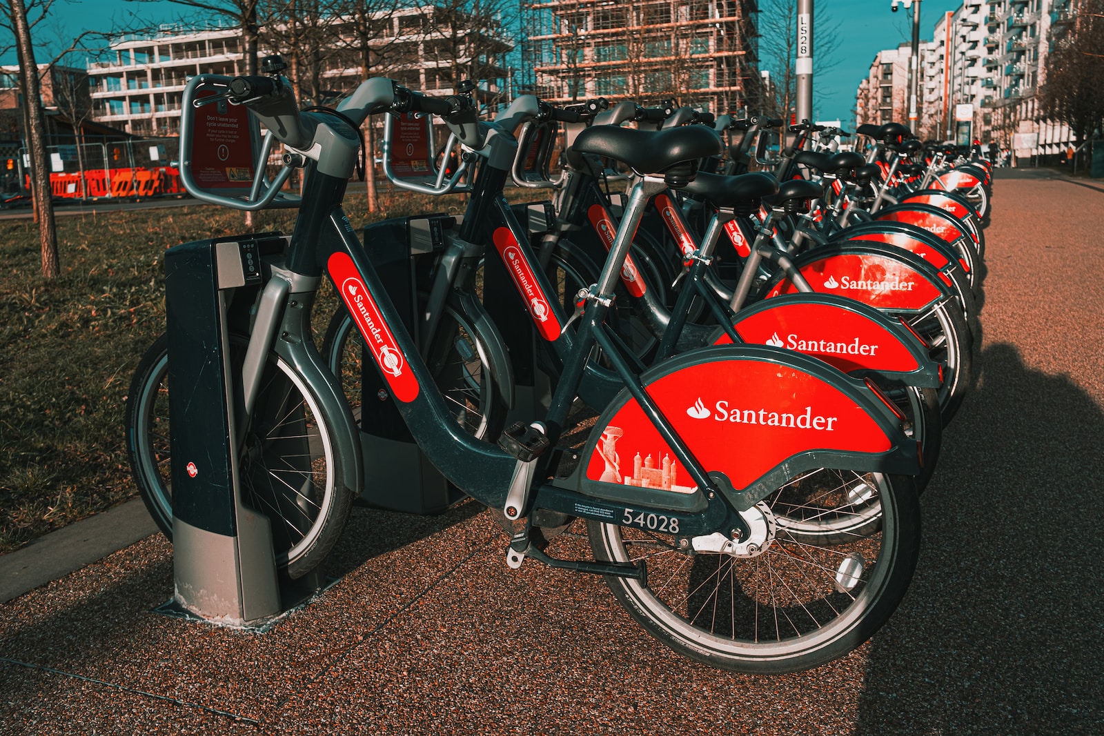 Público é multado pela ERC por publicidade encapotada e exige direito de resposta ao PÁGINA UM por se sentir ofendido