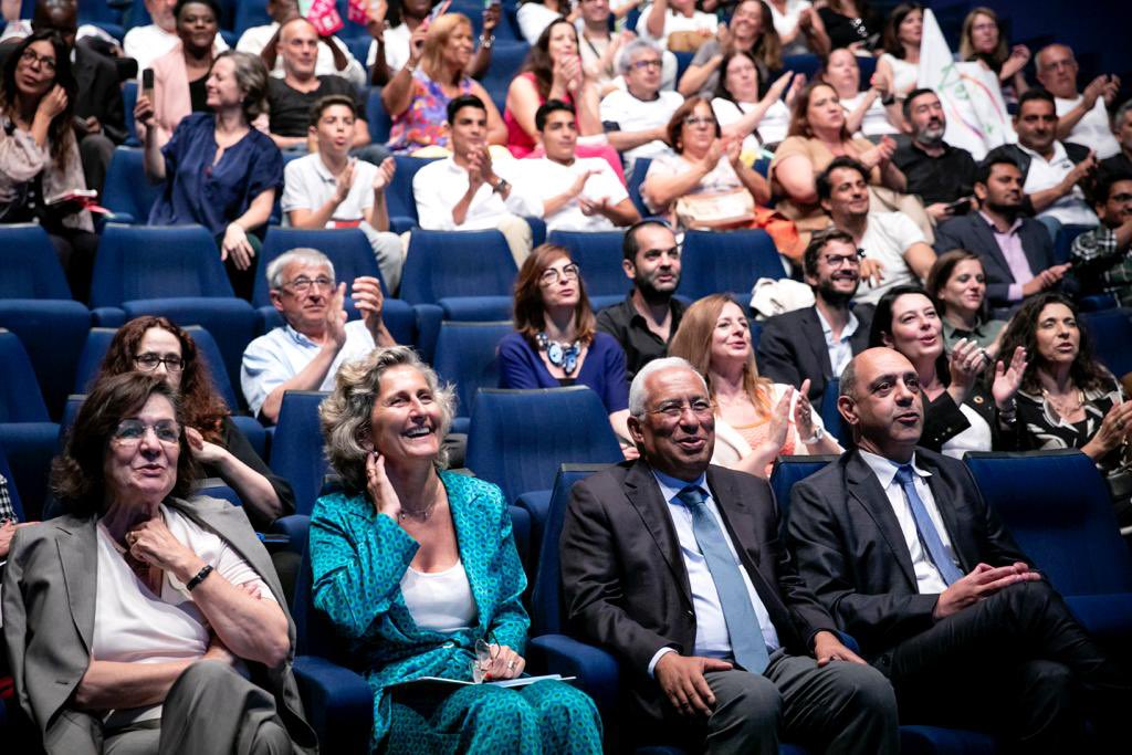 Governo quer que todos os documentos feitos e trocados entre os seus membros sejam secretos