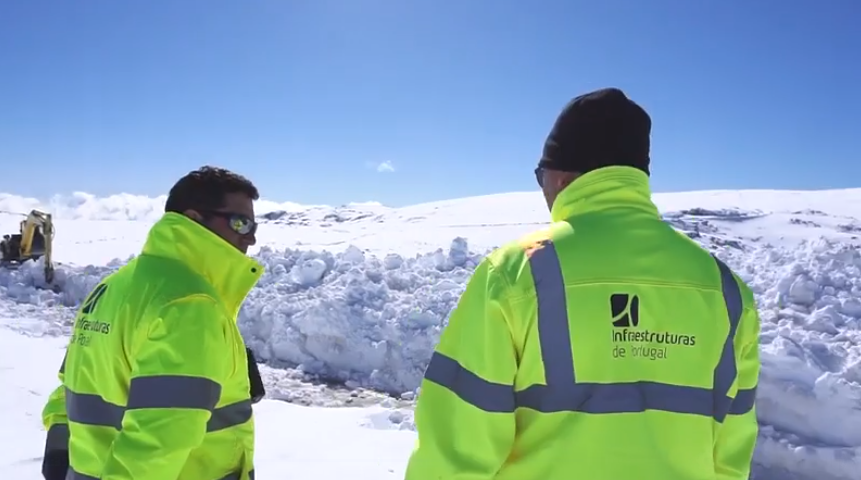 Neve na Serra da Estrela: neste Inverno, para a Infraestruturas de Portugal, será um “acontecimento imprevisível”