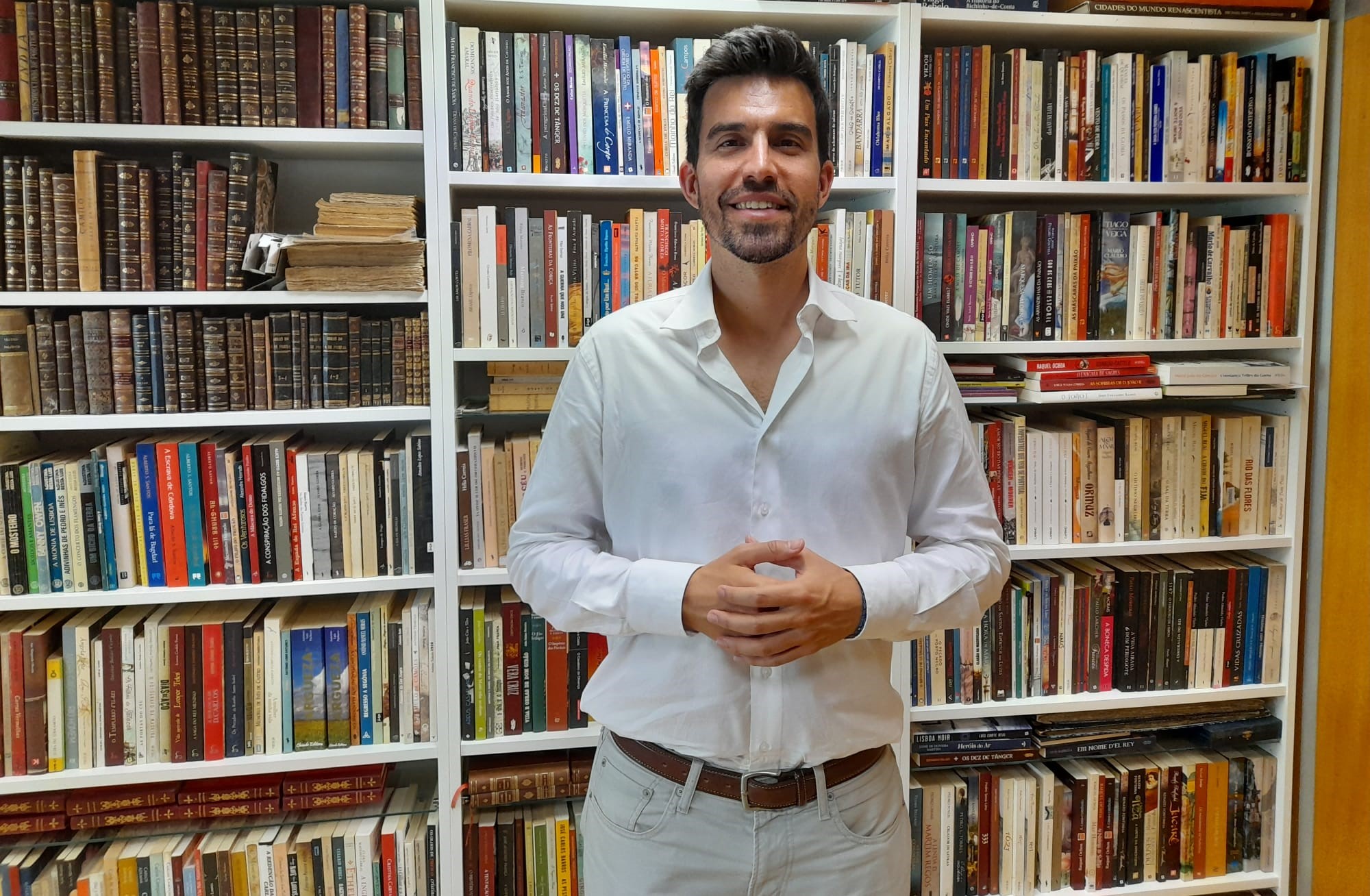 ‘Falta substrato democrático na União Europeia’