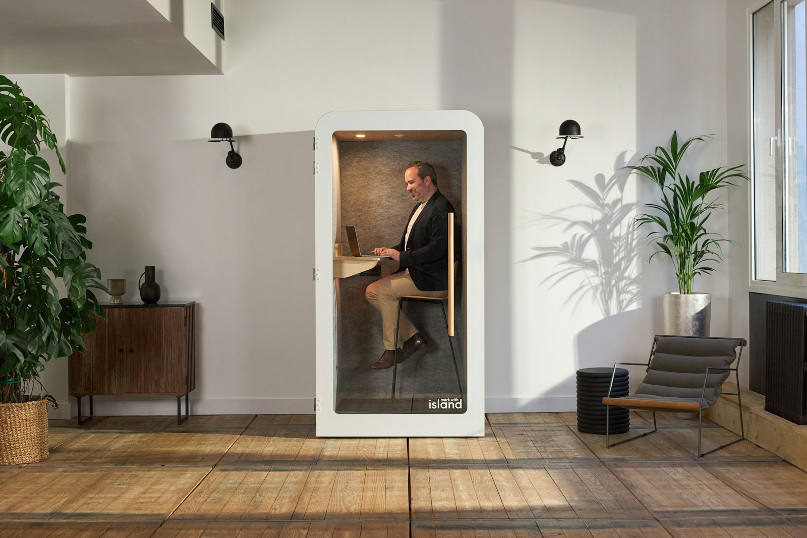 Banco de Portugal vai gastar meio milhão de euros em ‘cápsulas telefónicas’ de luxo