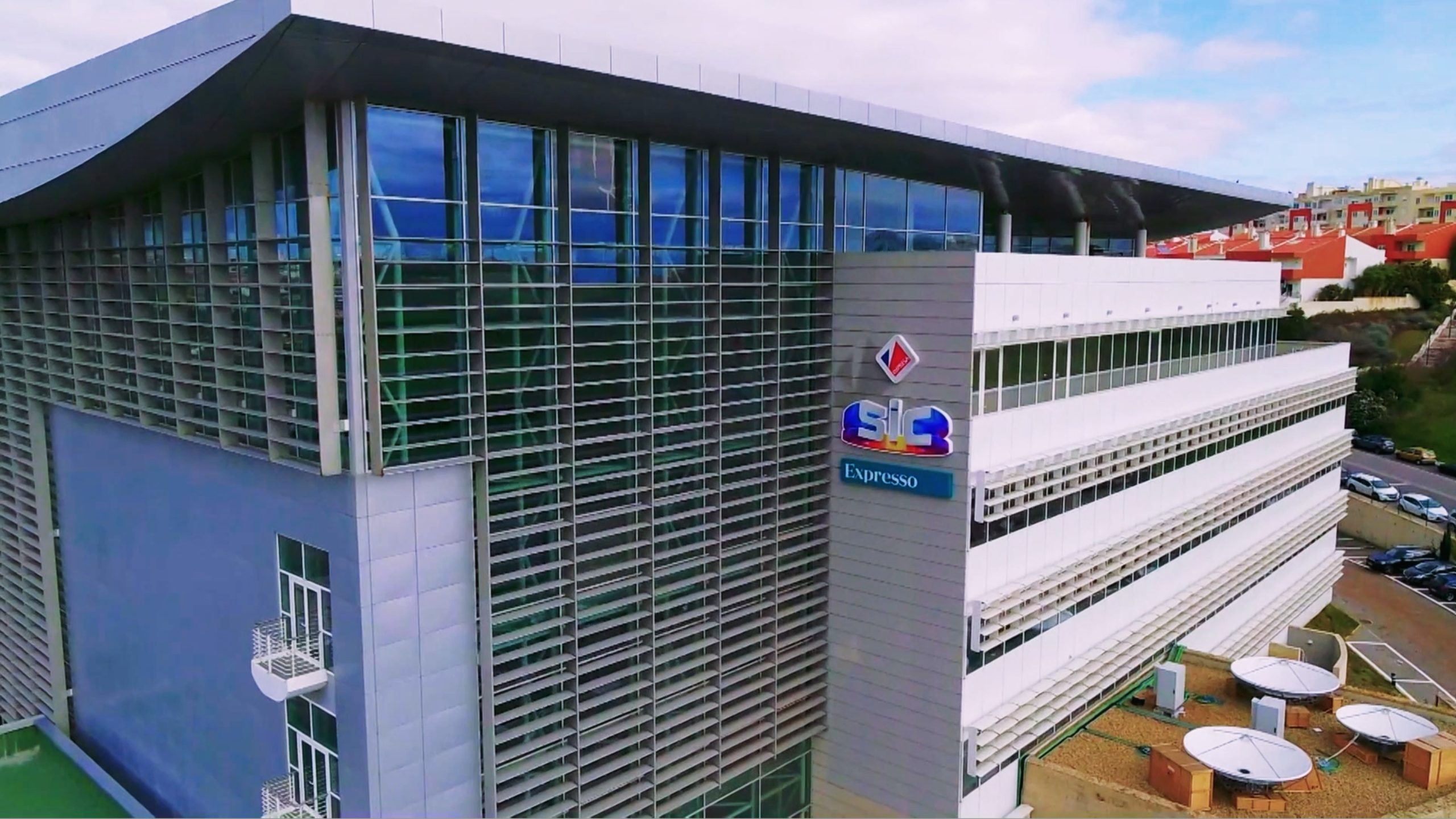 Entrada de Berlusconi na dona da SIC depende da ‘boa vontade’ dos reguladores