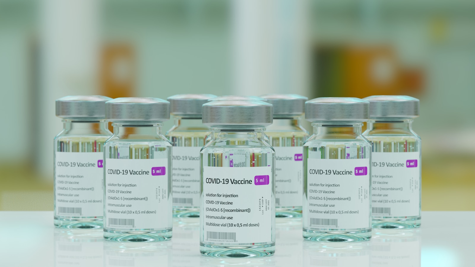 Vacinas covid-19: Tribunal ordena que Ministério da Saúde mostre contratos e correspondência com as farmacêuticas