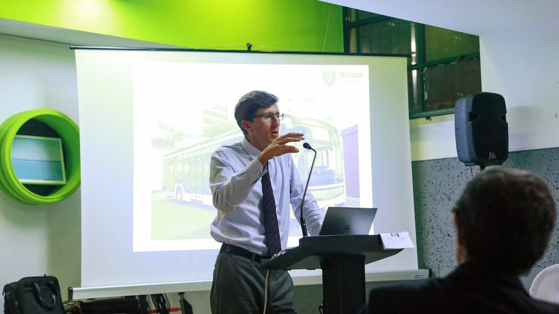 Mais flexíveis mas mais vulneráveis na amarração: cabos de alma de fibra foram escolha de um professor de Engenharia Mecânica