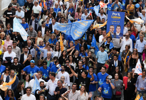 Democracia autárquica: manual de boas aparências