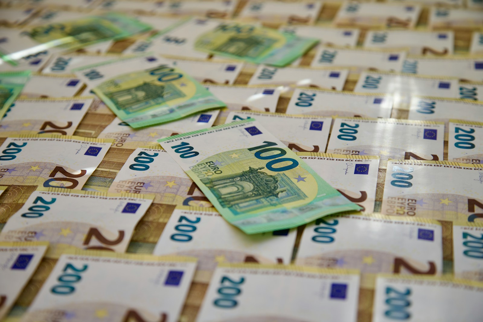 Assessoria de comunicação: LPM ganha o seu maior contrato público de sempre graças ao Turismo de Portugal