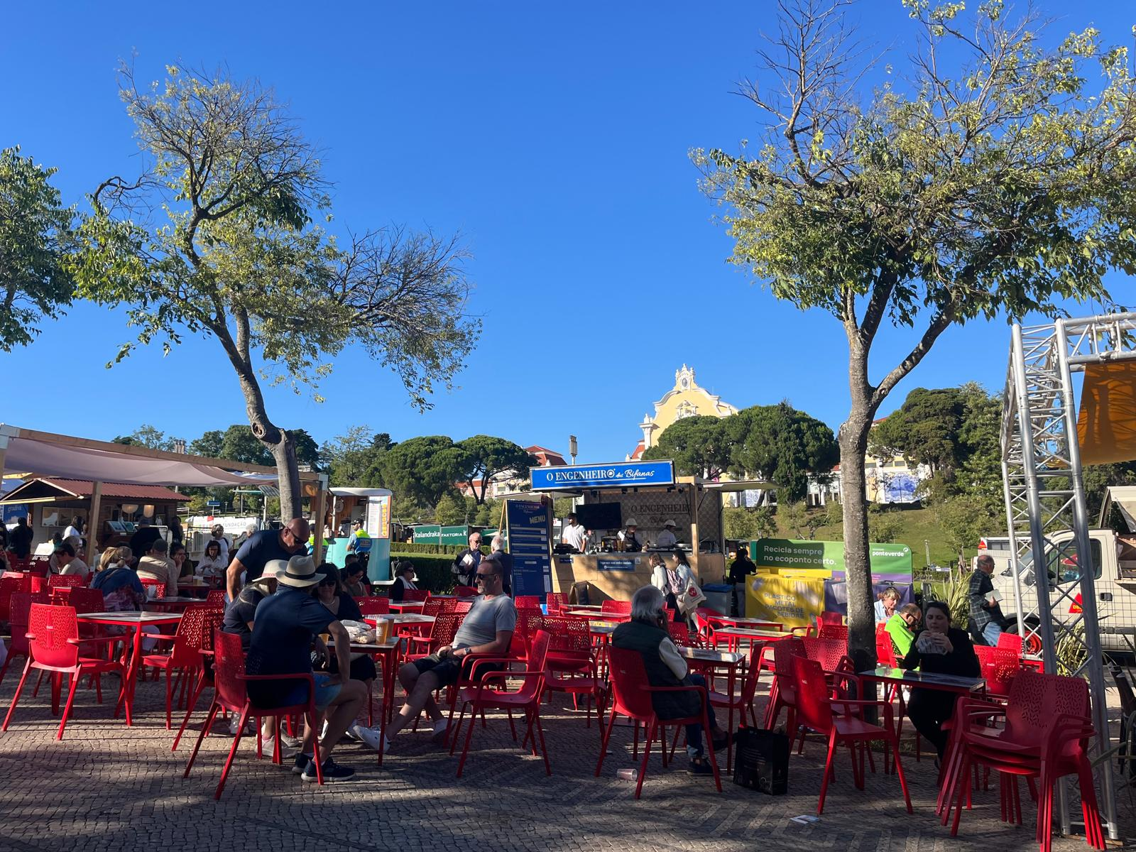 APEL acusa editoras independentes de práticas pouco éticas na Feira do Livro de Lisboa