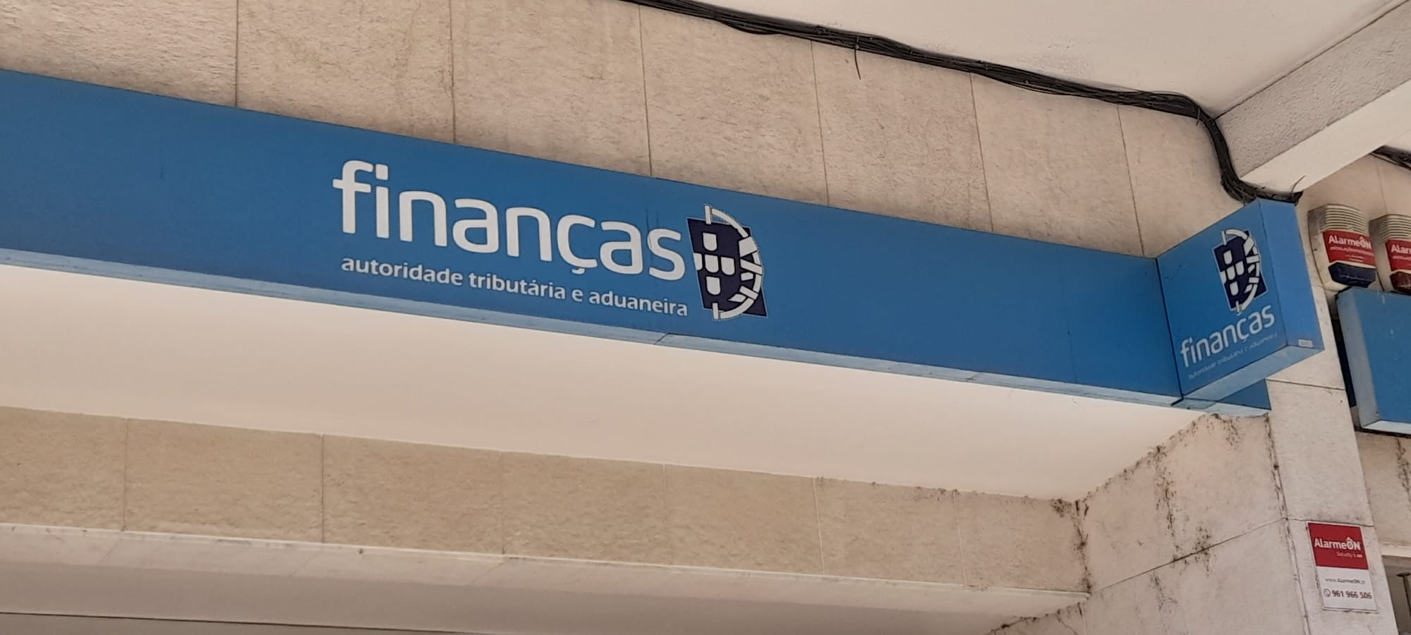 Mais dívidas ao Fisco atiram dono da Trust in News para  novo julgamento