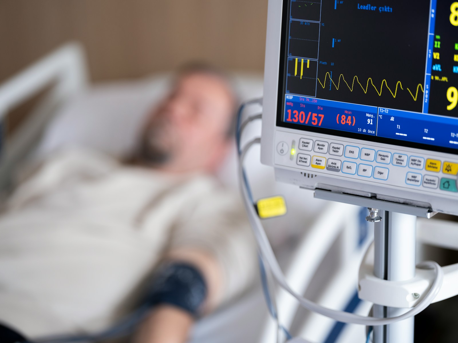 Registos oficiais mostram 924 quedas de doentes acamados nos hospitais do SNS em apenas cinco anos